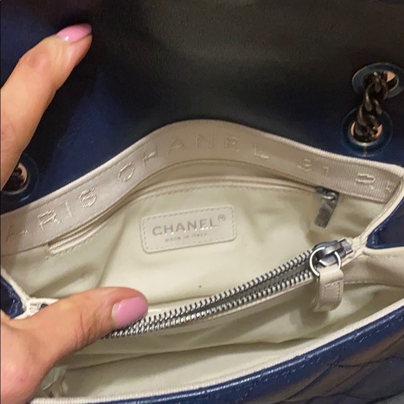 Chanel flap bag - Picture 8 of 11